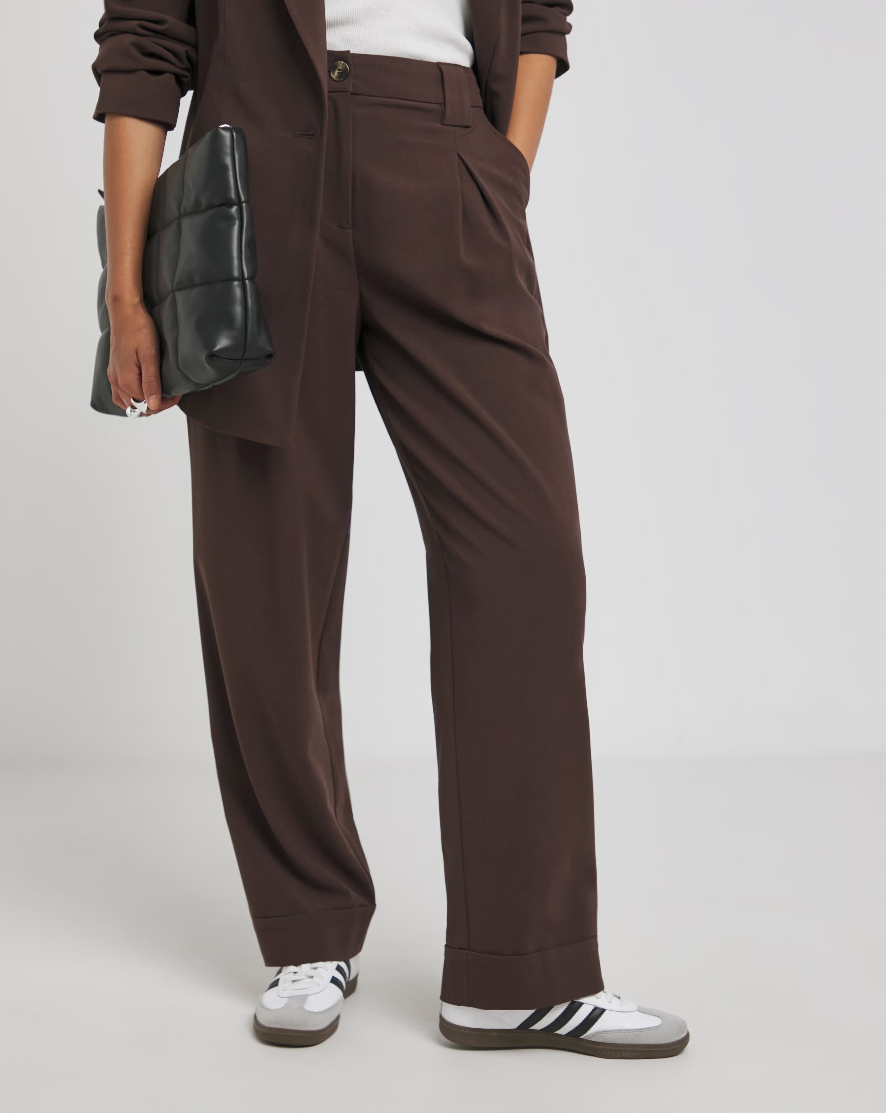 89281-chocolate-peg-trousers-1.jpg