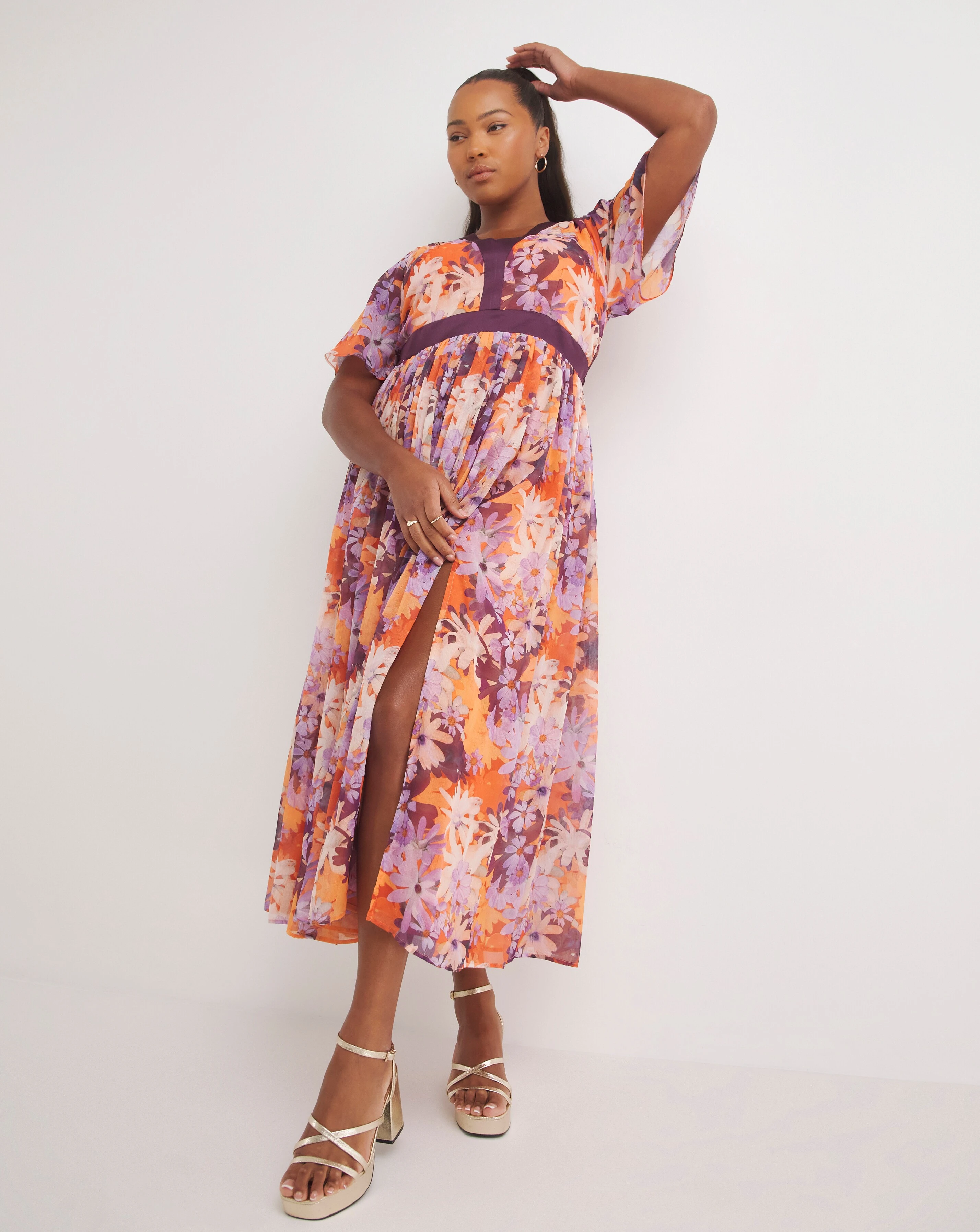 90175-joanna-hope-floral-v-neck-maxi-tea-dress-1.webp