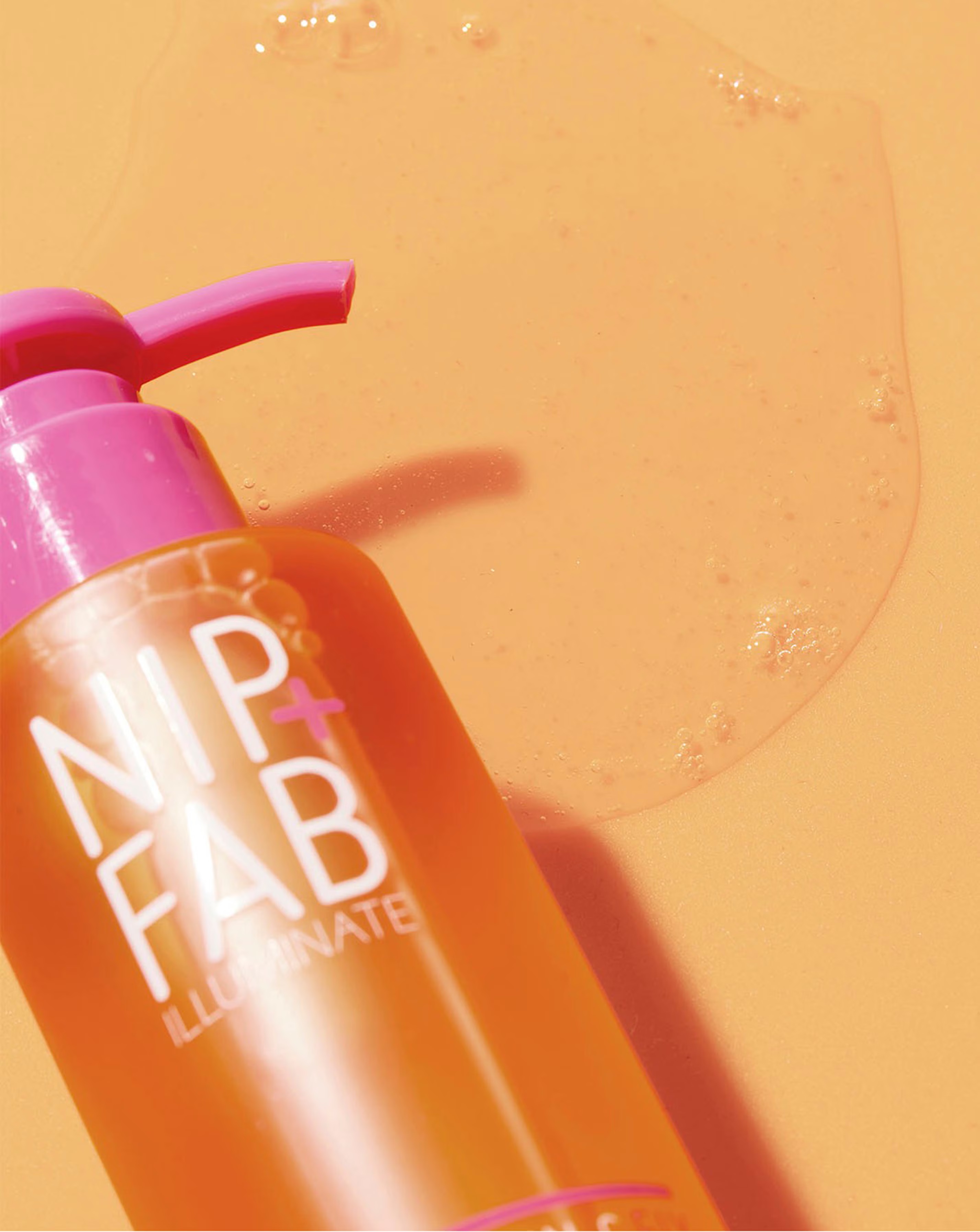 92110-nip-fab-vitamin-c-fix-cleanser-145ml-1.jpg
