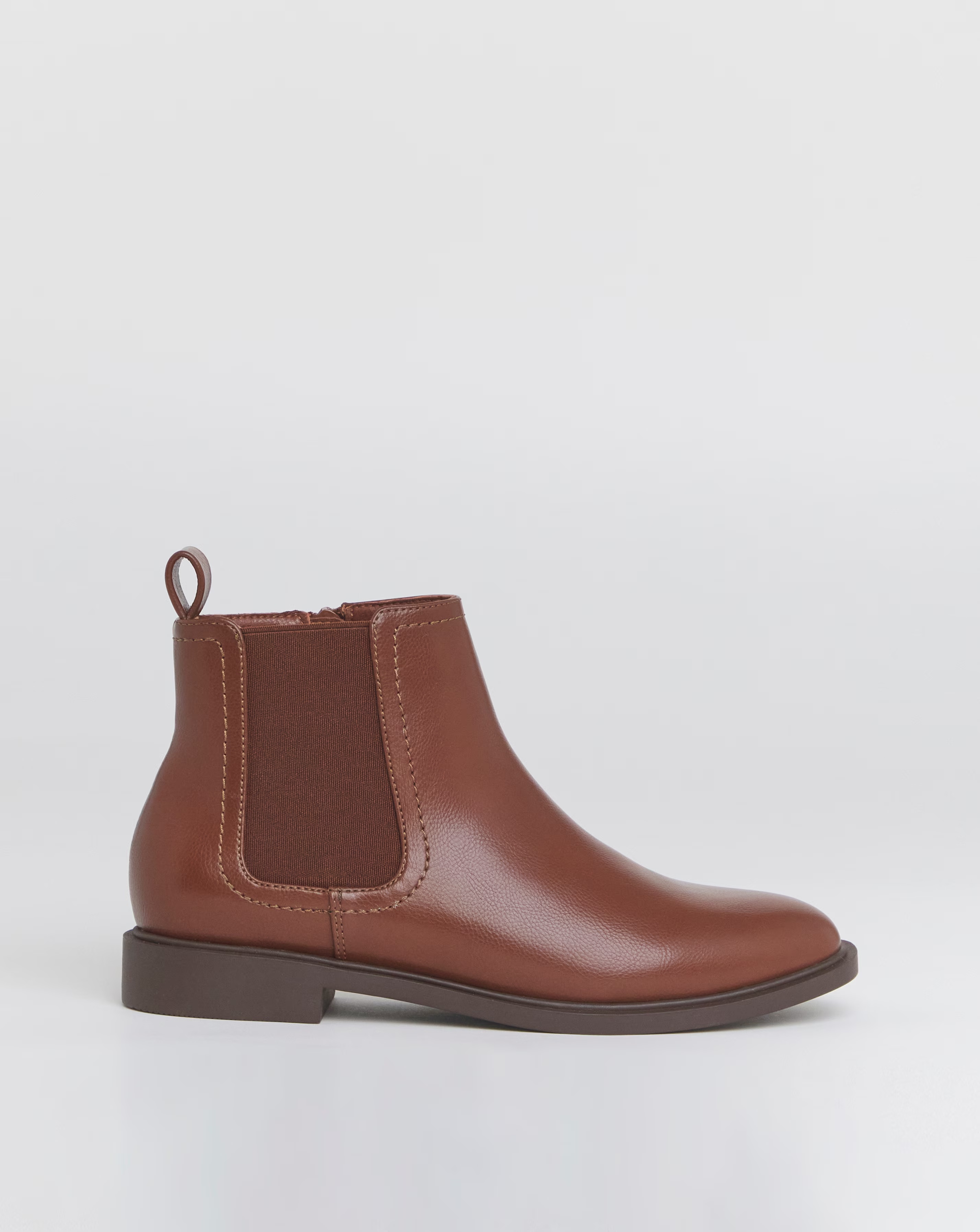 92301-bettina-classic-ankle-chelsea-boots-wide-fit-e–1.webp