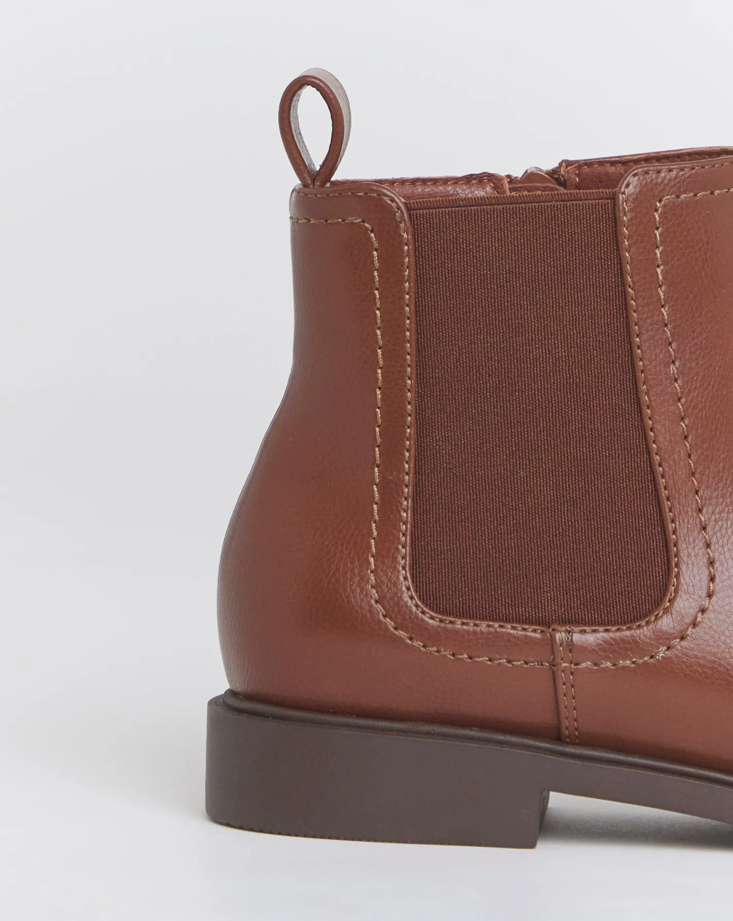 92301-bettina-classic-ankle-chelsea-boots-wide-fit-e–1.webp