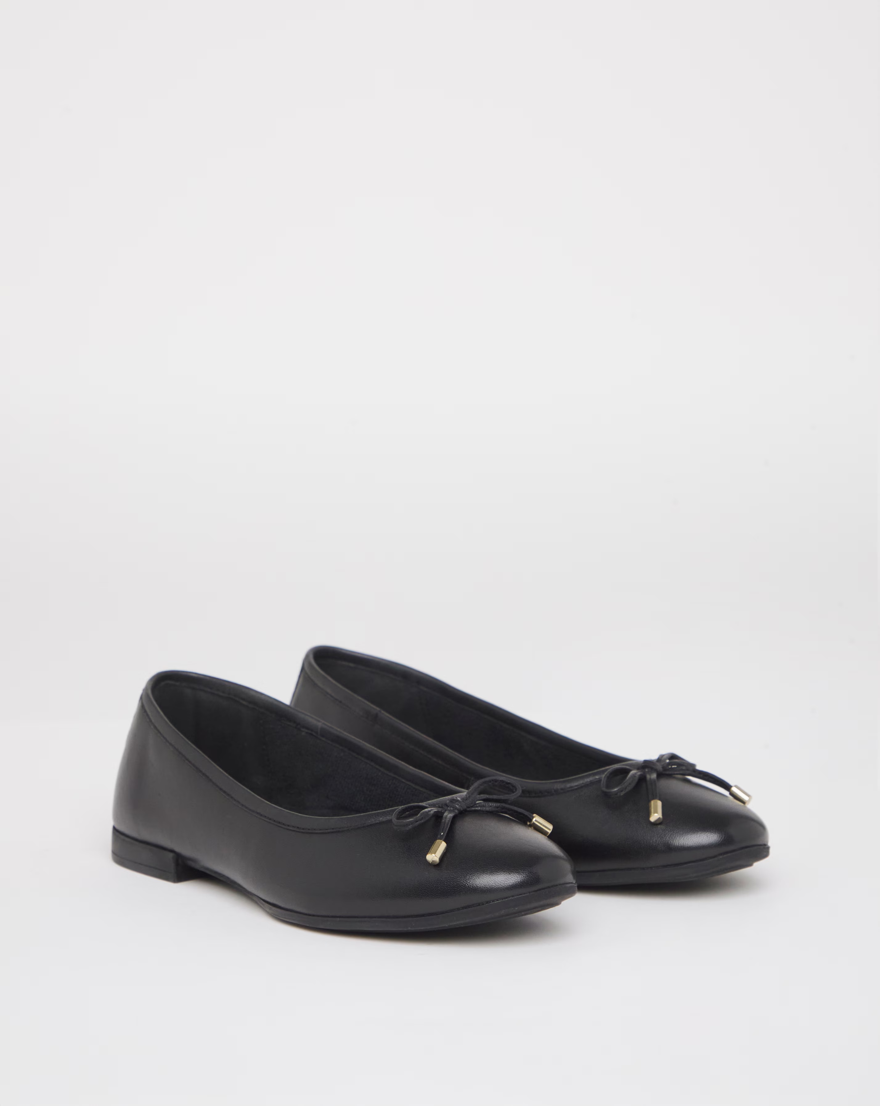 92569-pine-classic-leather-ballerinas-extra-wide-fit-eee–1.webp
