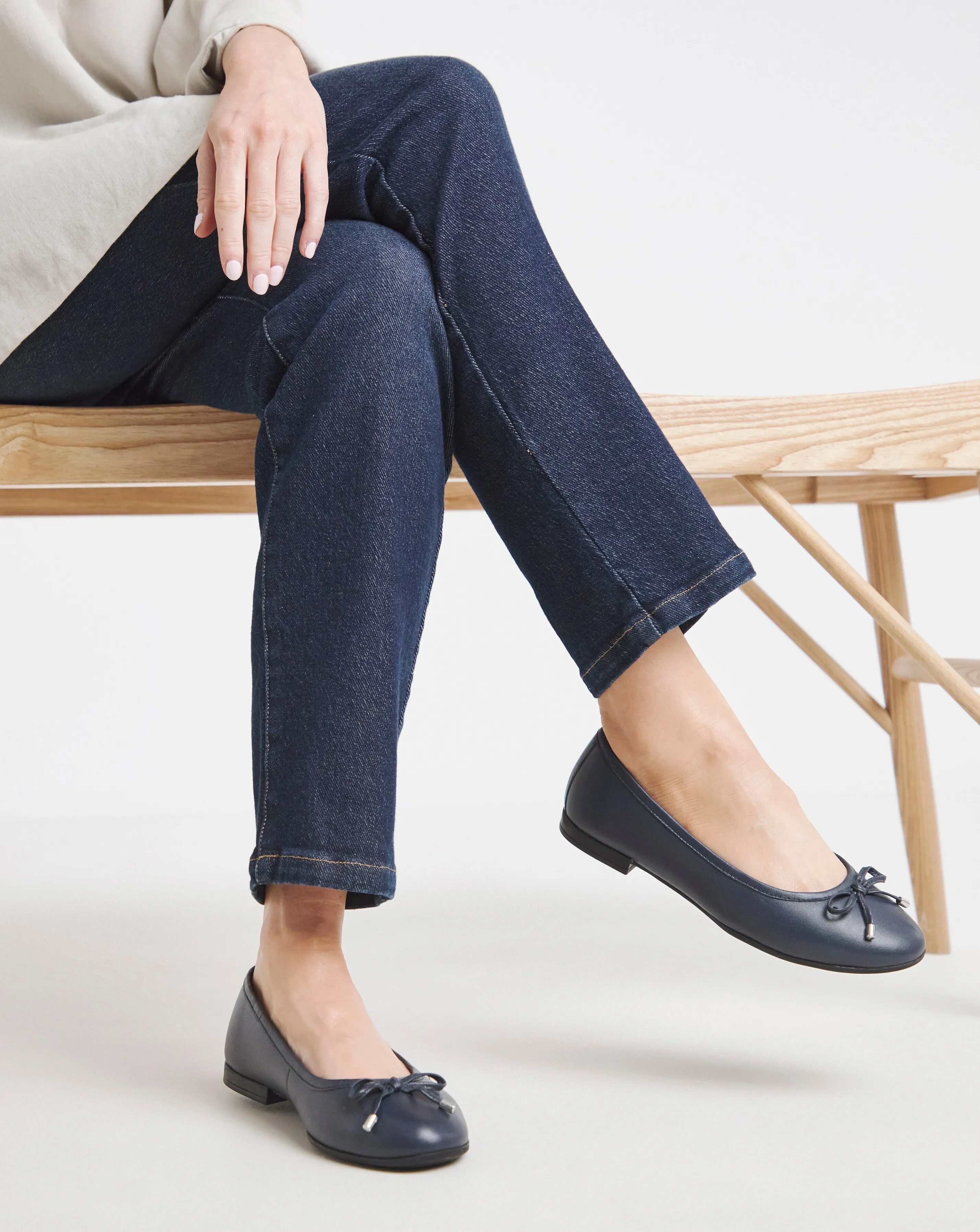 92582-pine-classic-leather-ballerinas-extra-wide-fit-eee–1.webp