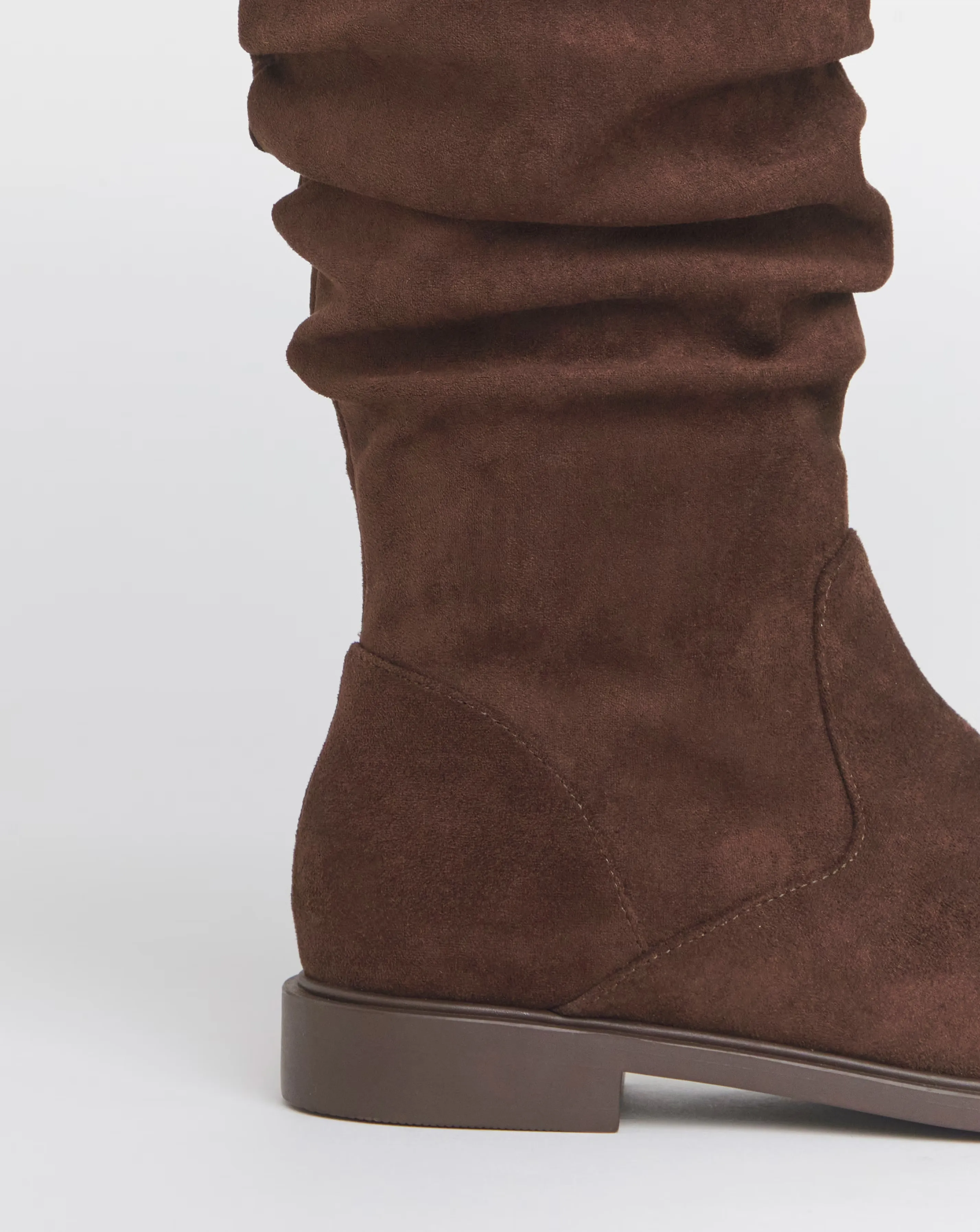 92944-pebble-knee-high-ruched-boots-wide-fit-e-amp-super-curvy-calf-1.webp