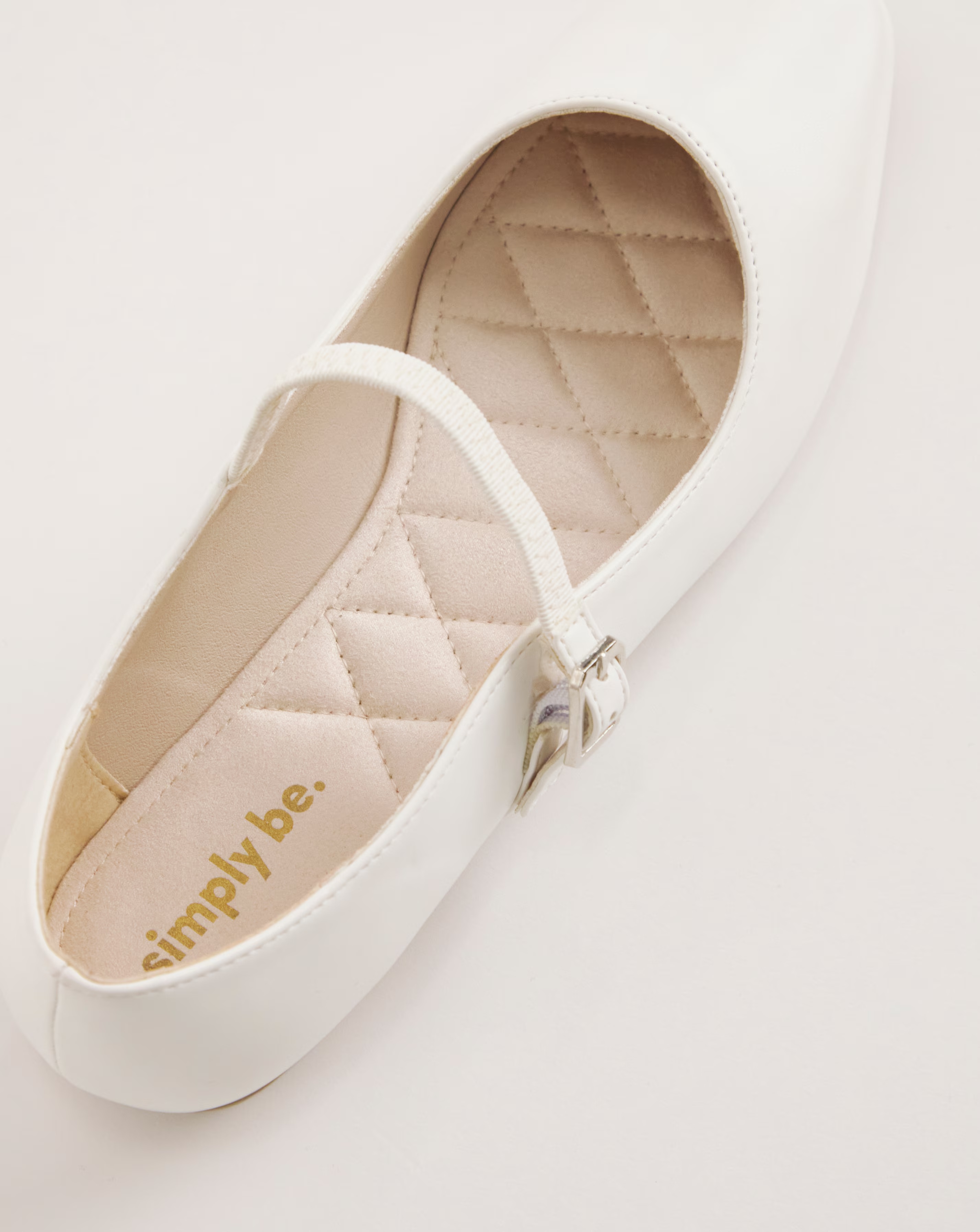 93811-simply-be-emilie-mary-jane-stretch-ballerina-shoes-wide-fit-e–1.webp