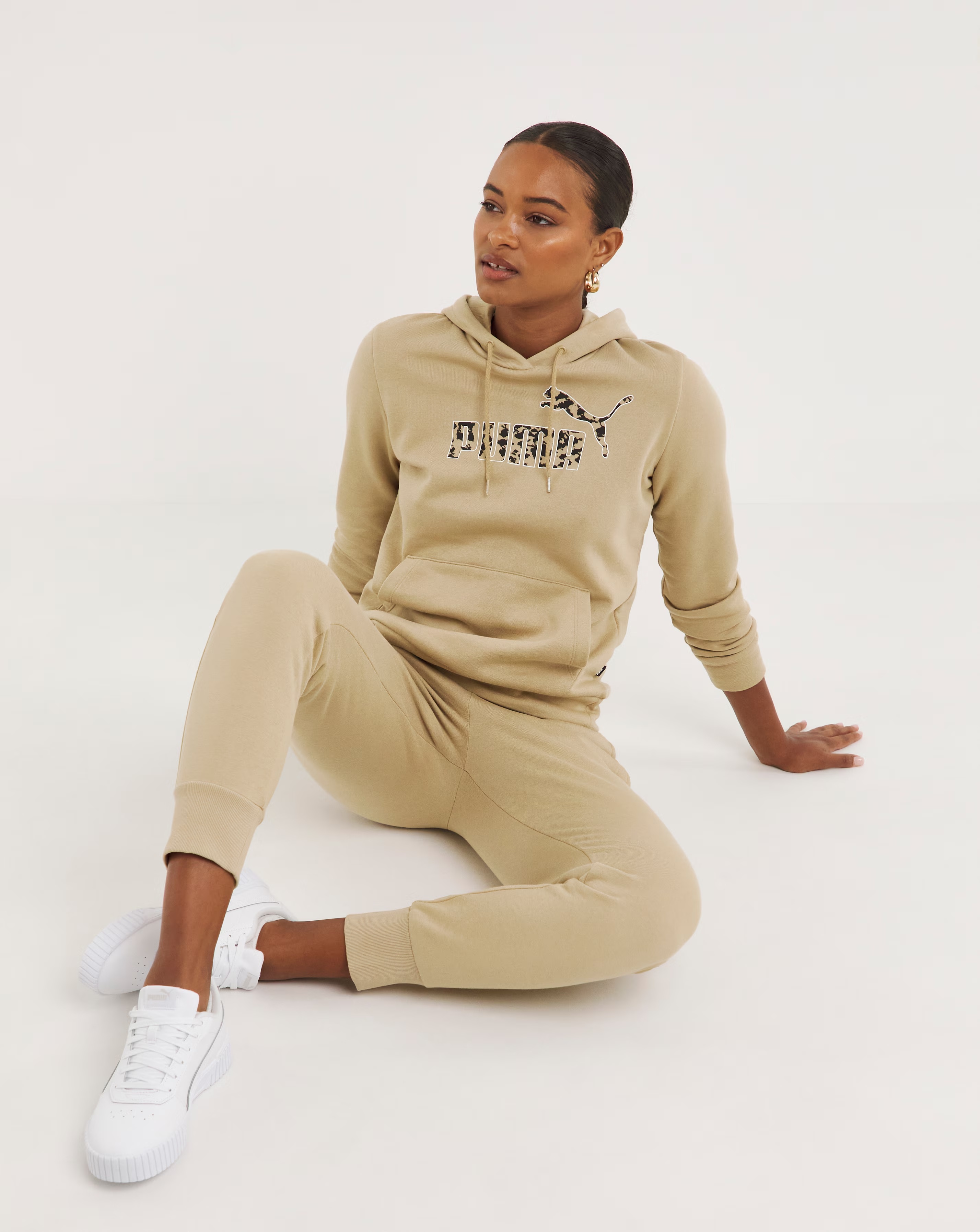 PUMA Essentials Animal Hoodie 1 93906-puma-essentials-animal-hoodie-1.jpg