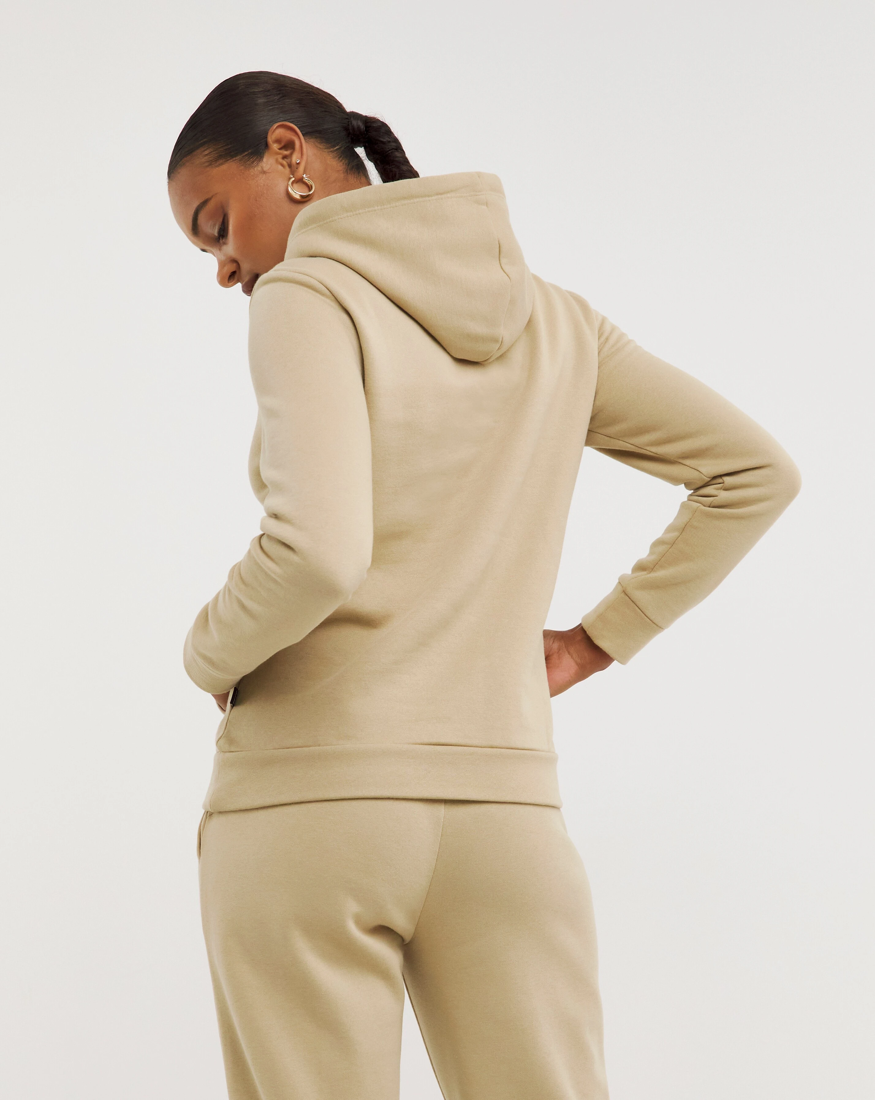 93906-puma-essentials-animal-hoodie-1.jpg