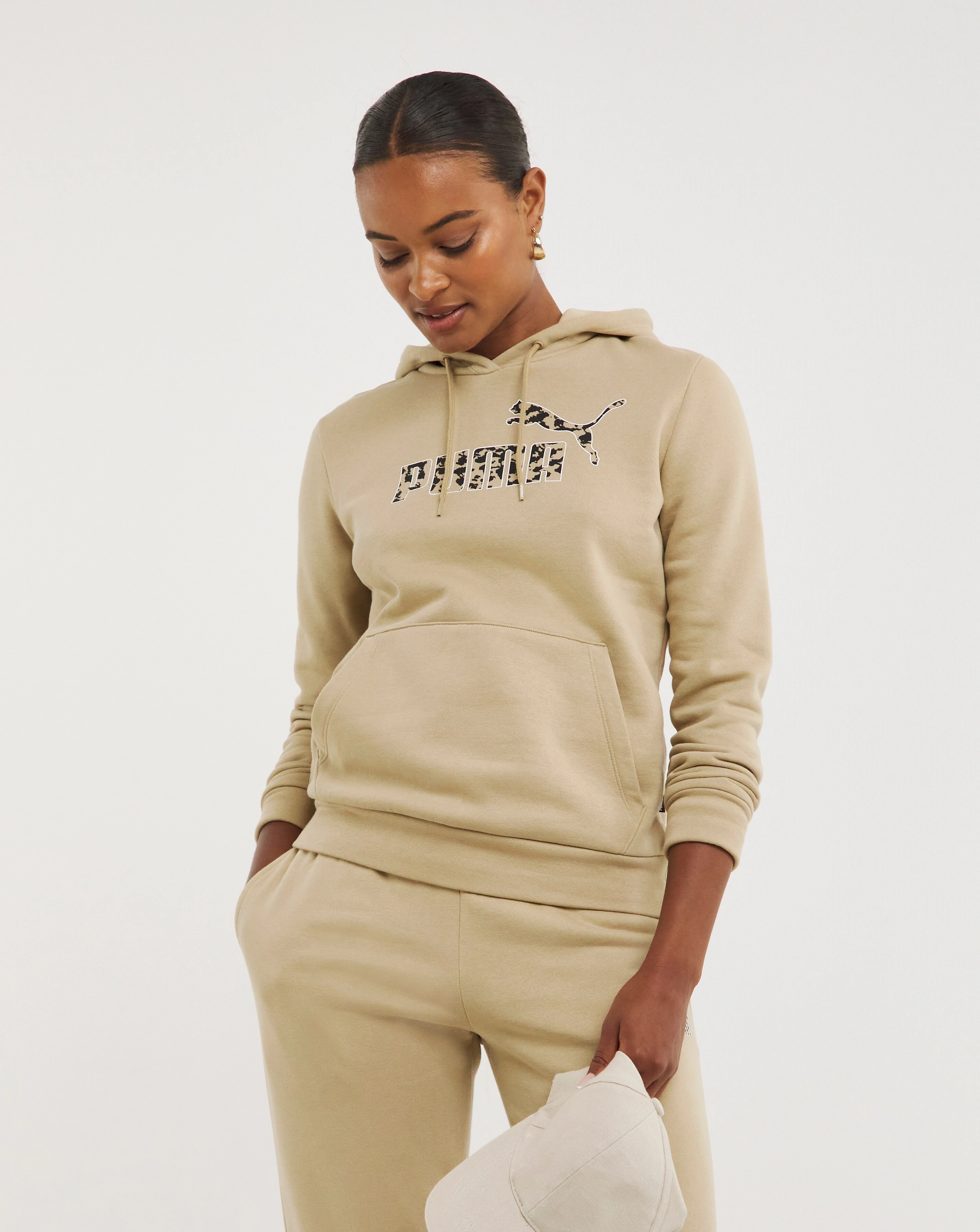 93906-puma-essentials-animal-hoodie-1.jpg