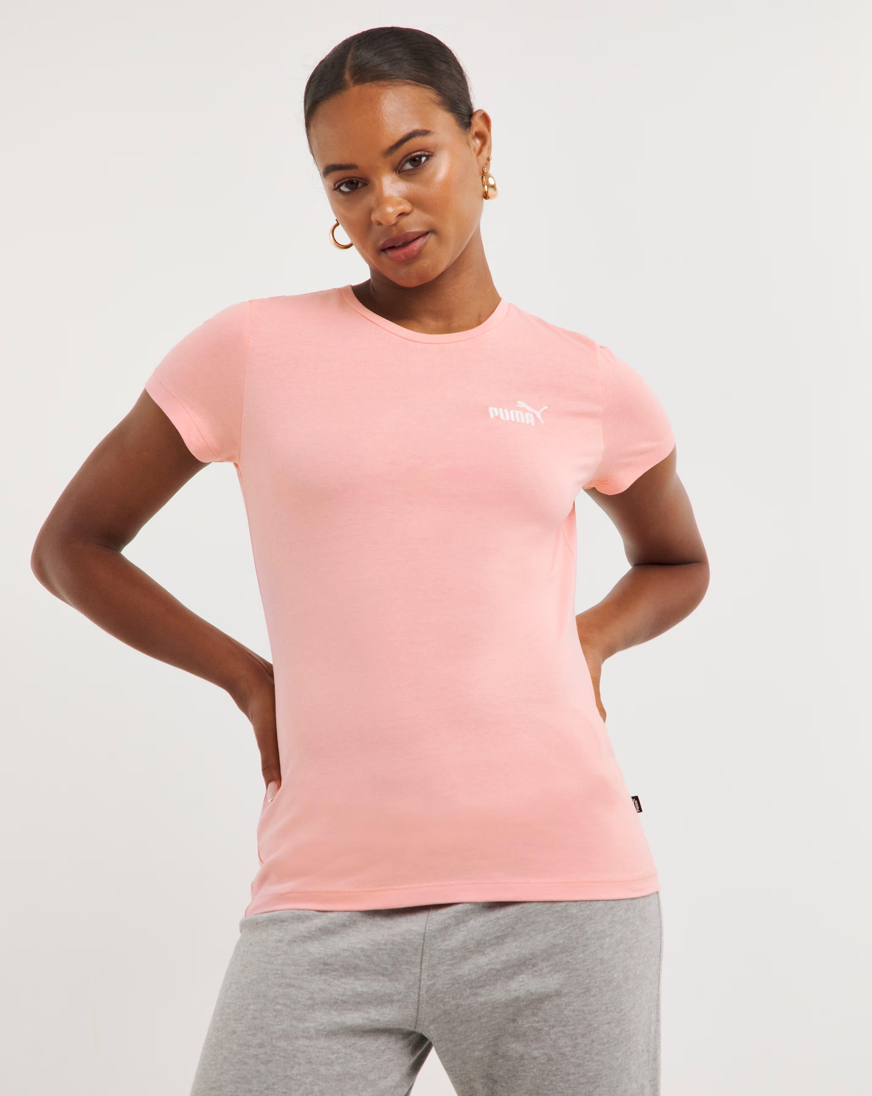 PUMA Essentials Embroidery T-Shirt 1 93925-puma-essentials-embroidery-t-shirt-1.jpg