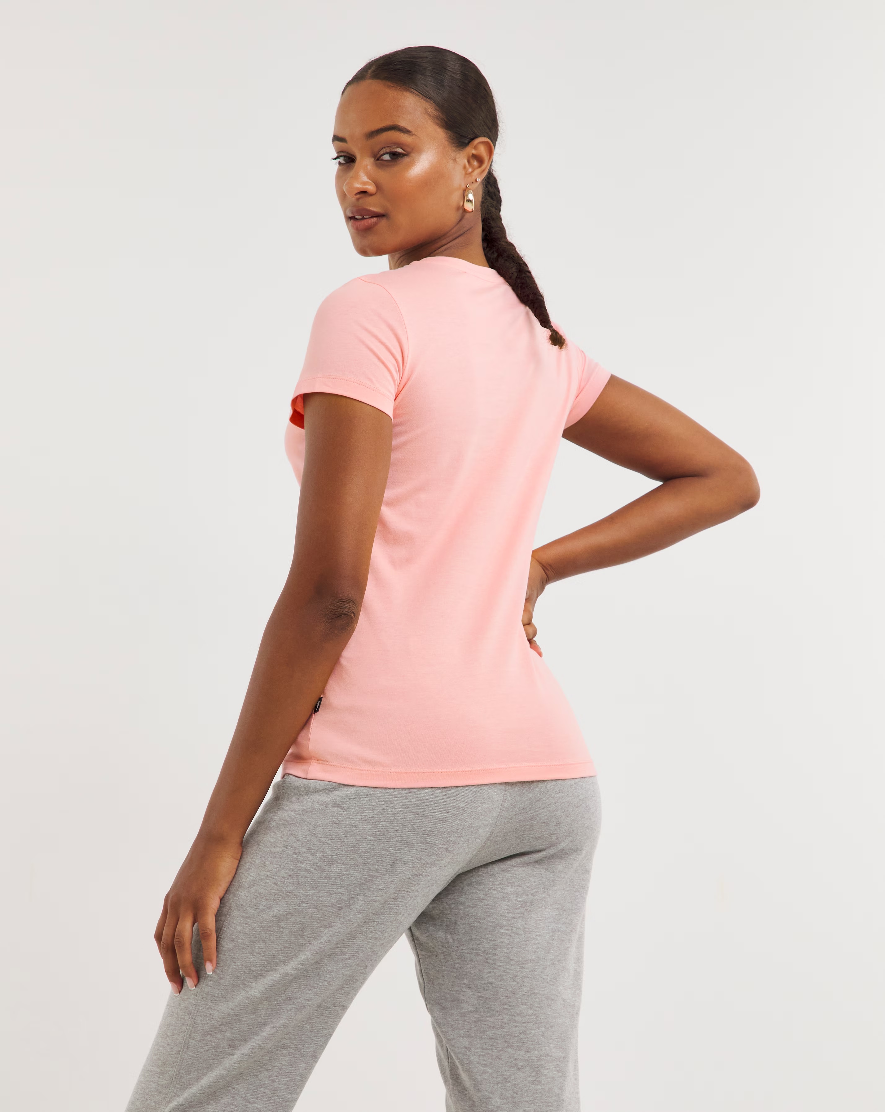 93925-puma-essentials-embroidery-t-shirt-1.jpg