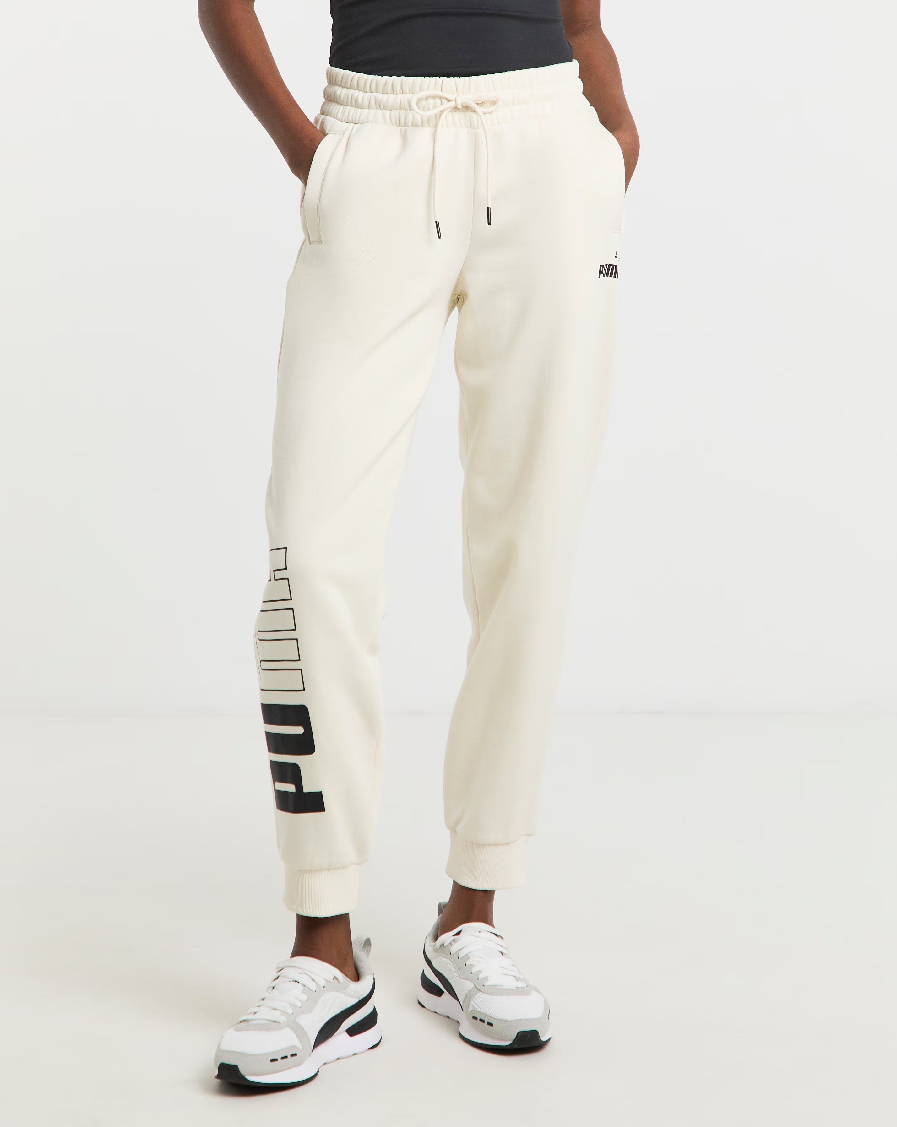 93973-puma-colourblock-sweatpants-1.jpg