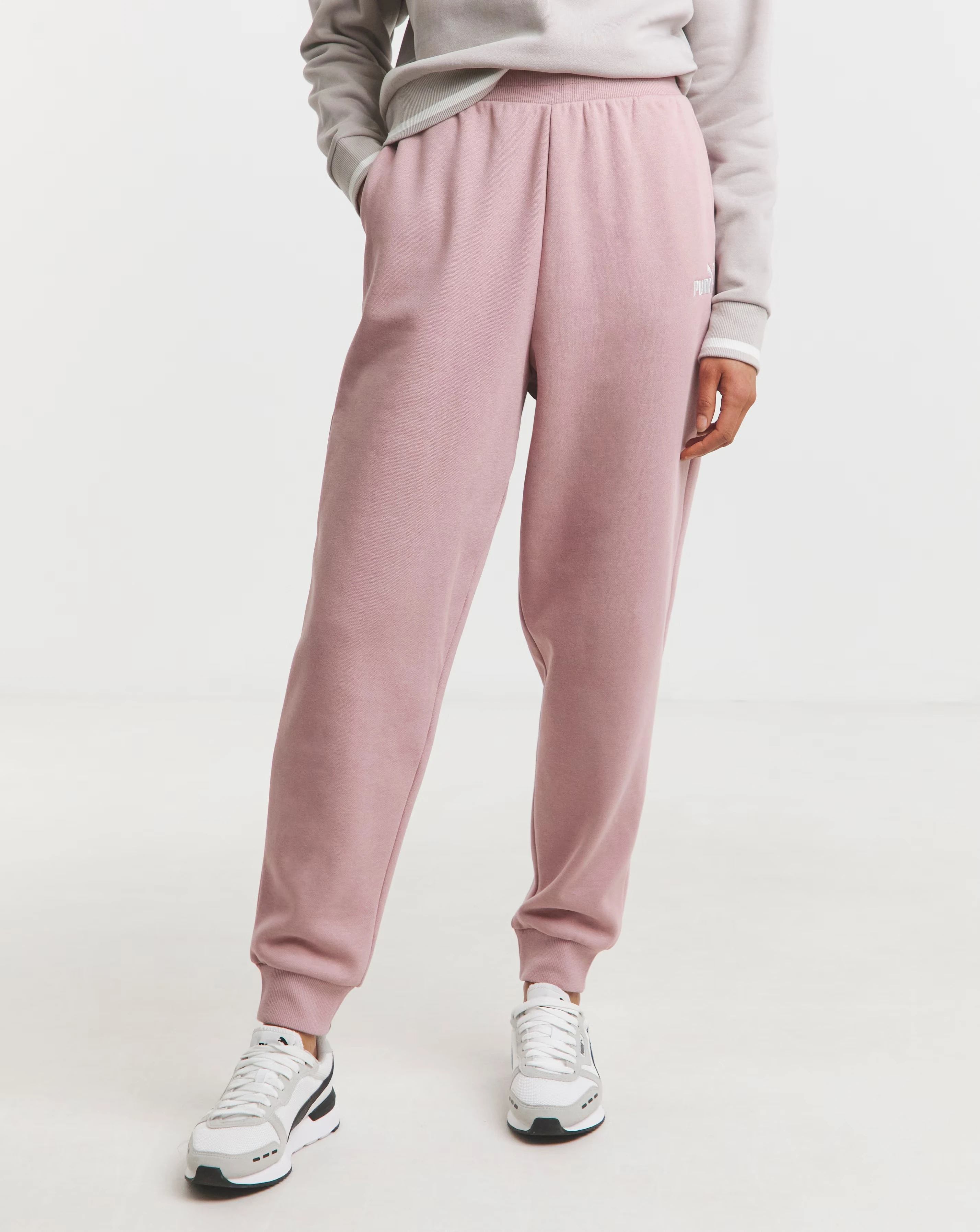 PUMA Essentials Sweatpants