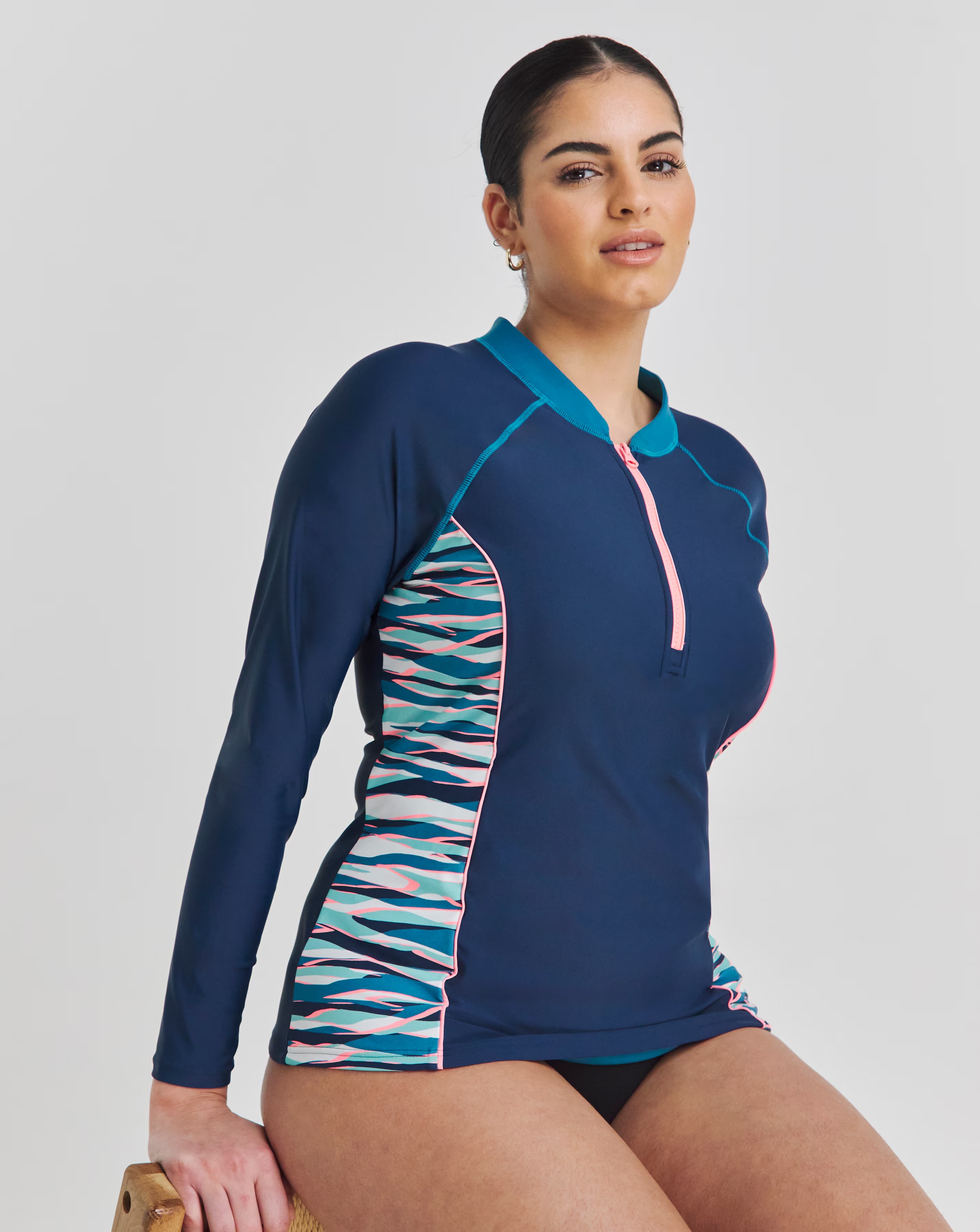 94467-sports-zip-up-rash-vest-1.jpg