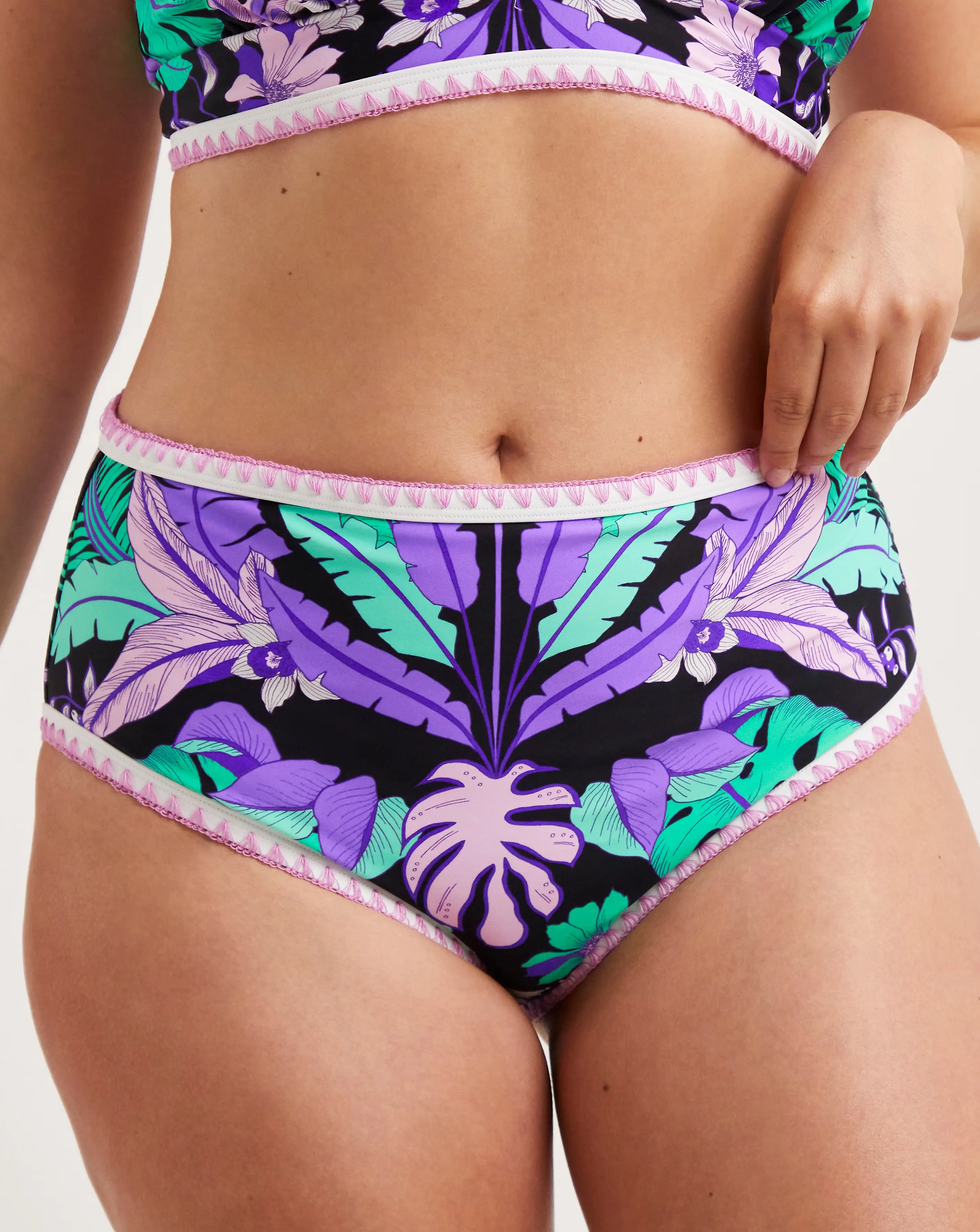 95120-figleaves-frida-high-waist-bikini-brief-1.webp