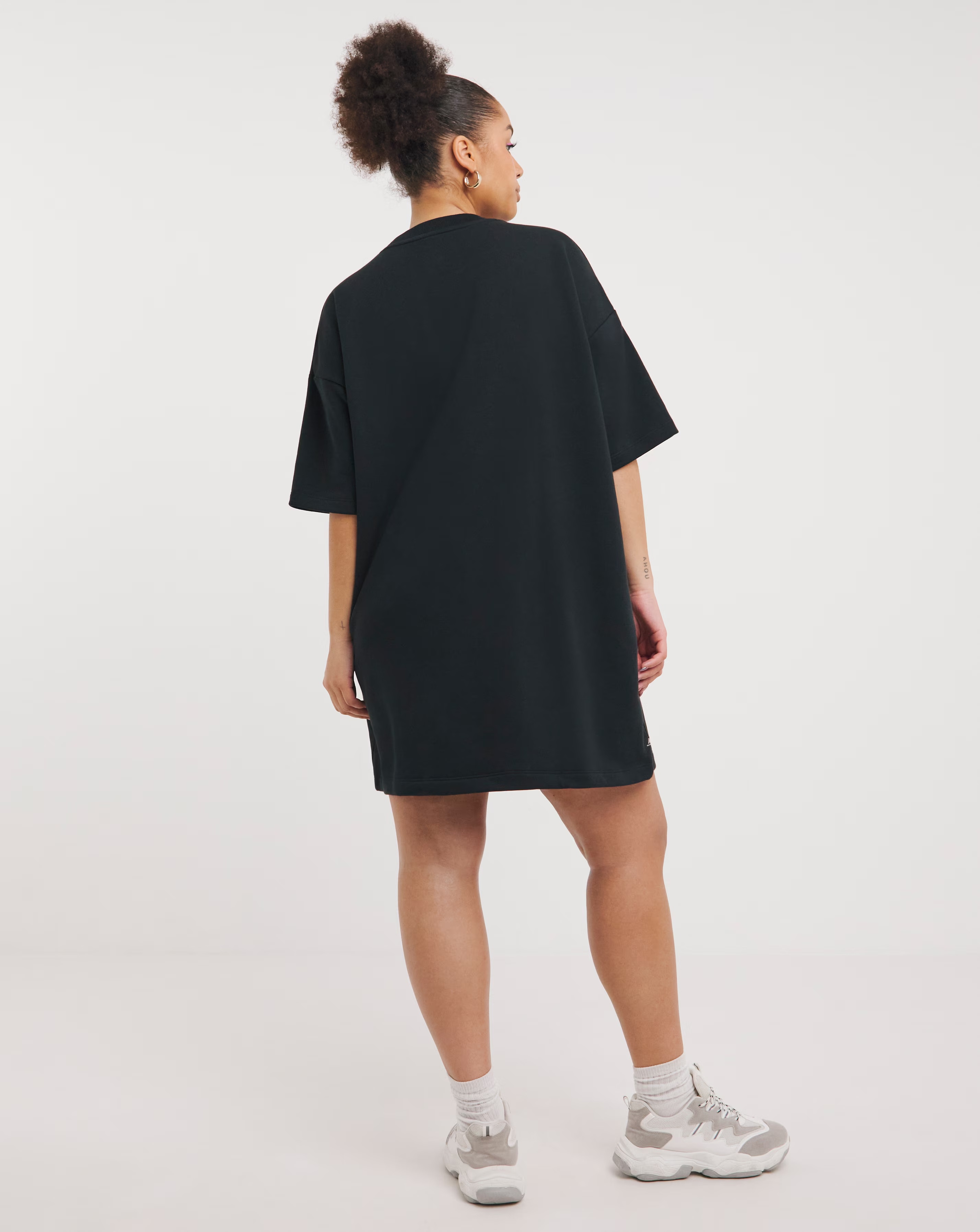 95288-new-balance-essentials-graphic-dress-1.jpg