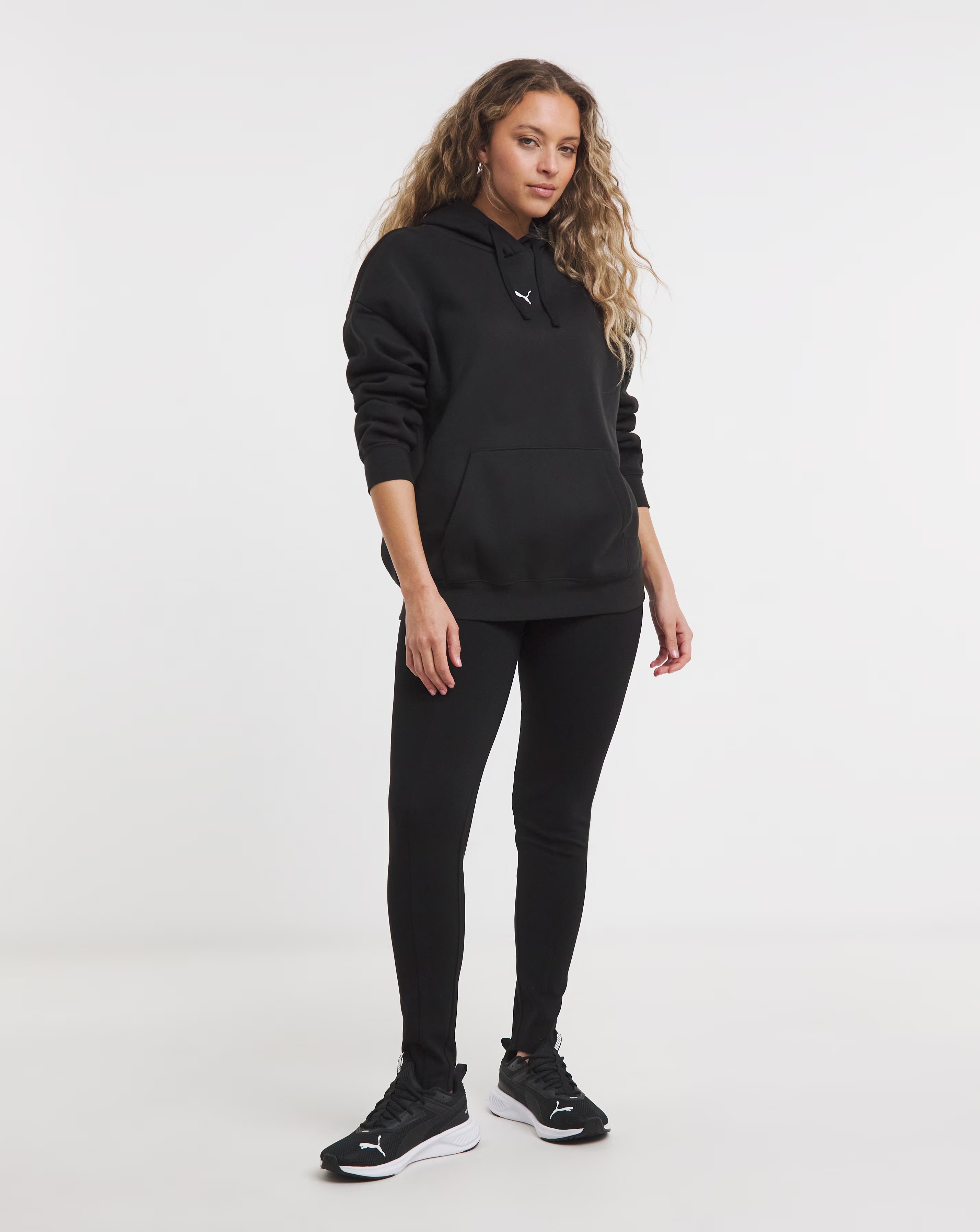 95479-puma-essentials-logo-oversized-fleece-hoodie-1.jpg