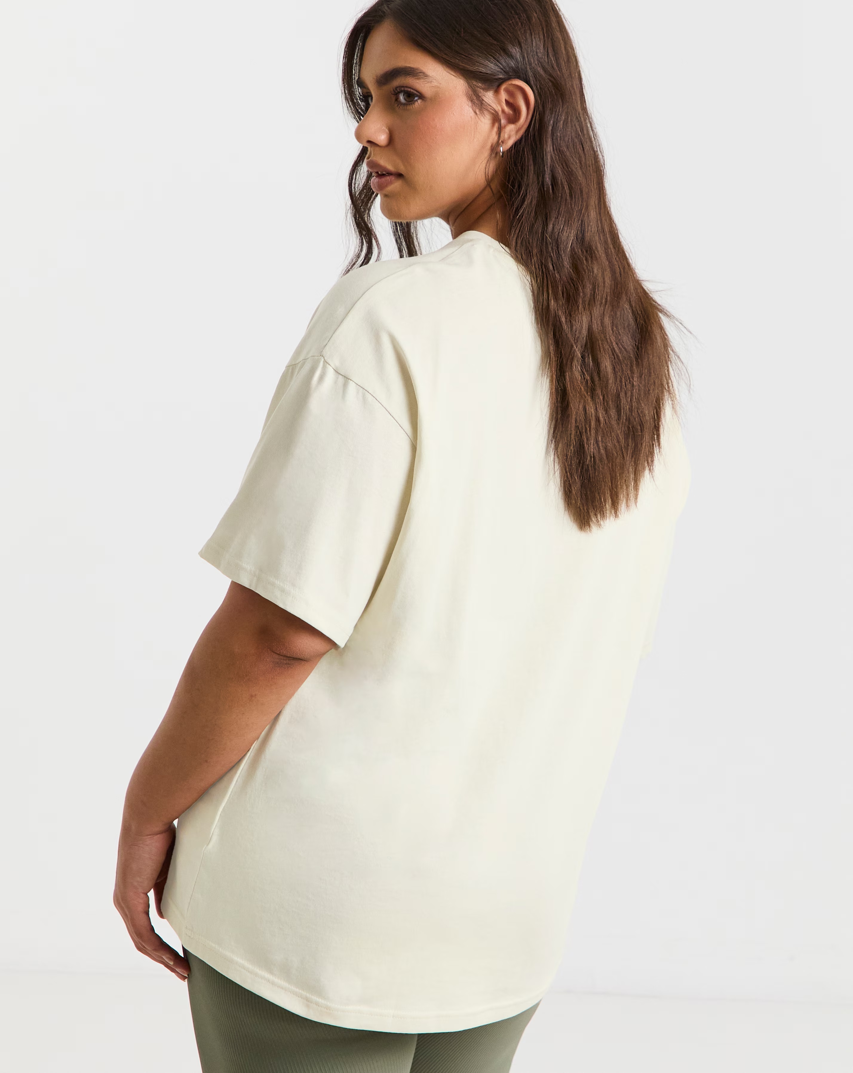 95570-puma-essentials-logo-relaxed-t-shirt-1.jpg