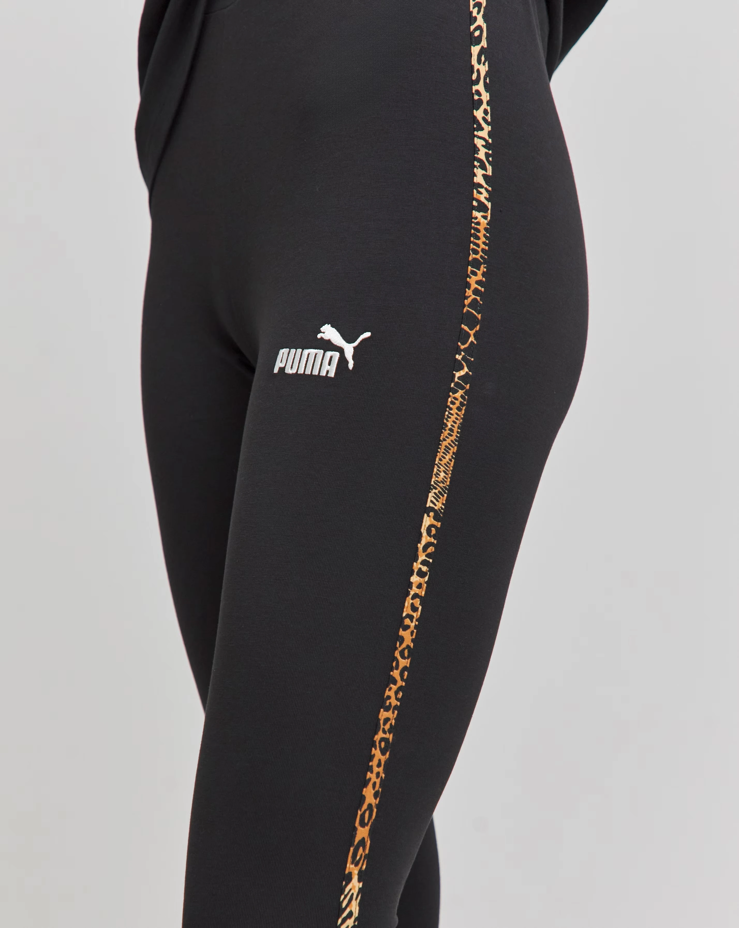 95582-puma-essentials-graphic-animal-leggings-1.jpg