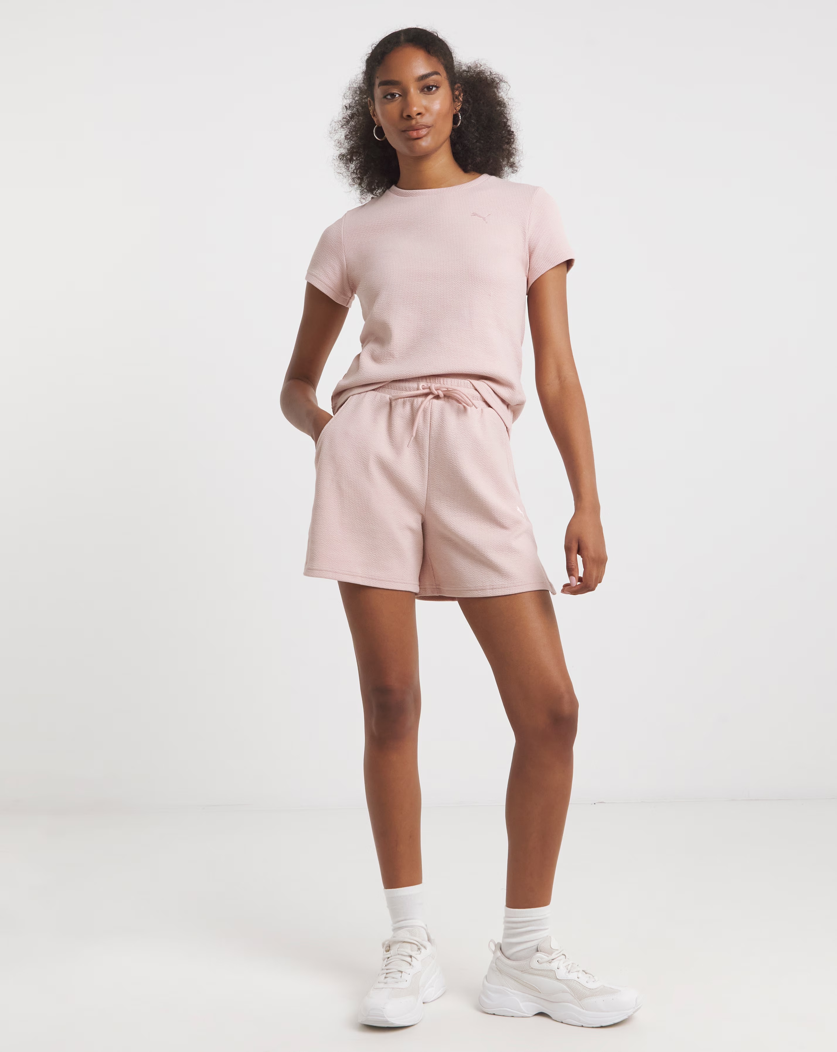 95641-puma-her-high-waist-5-shorts-1.webp