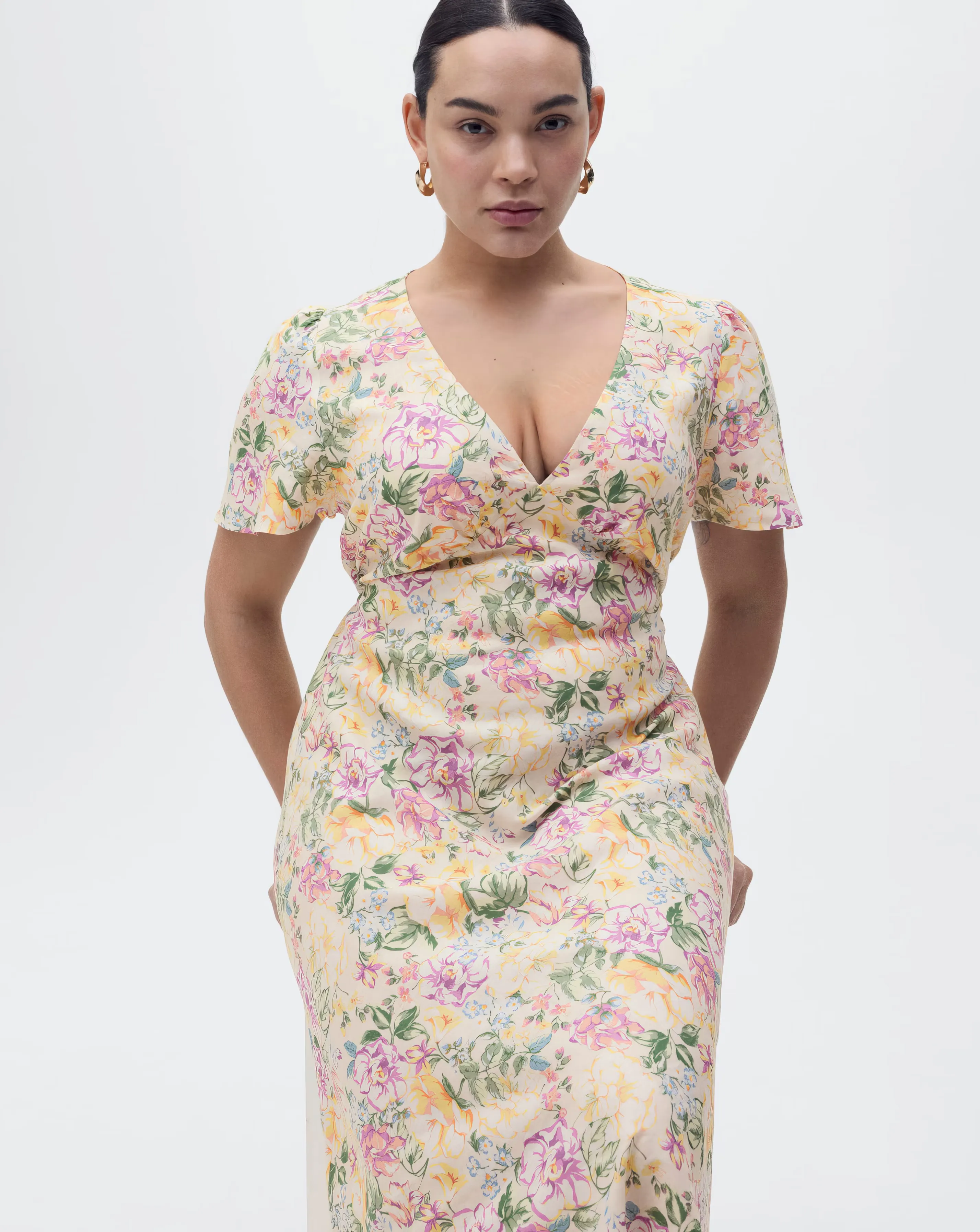 96817-mango-floral-midi-dress-1.jpg