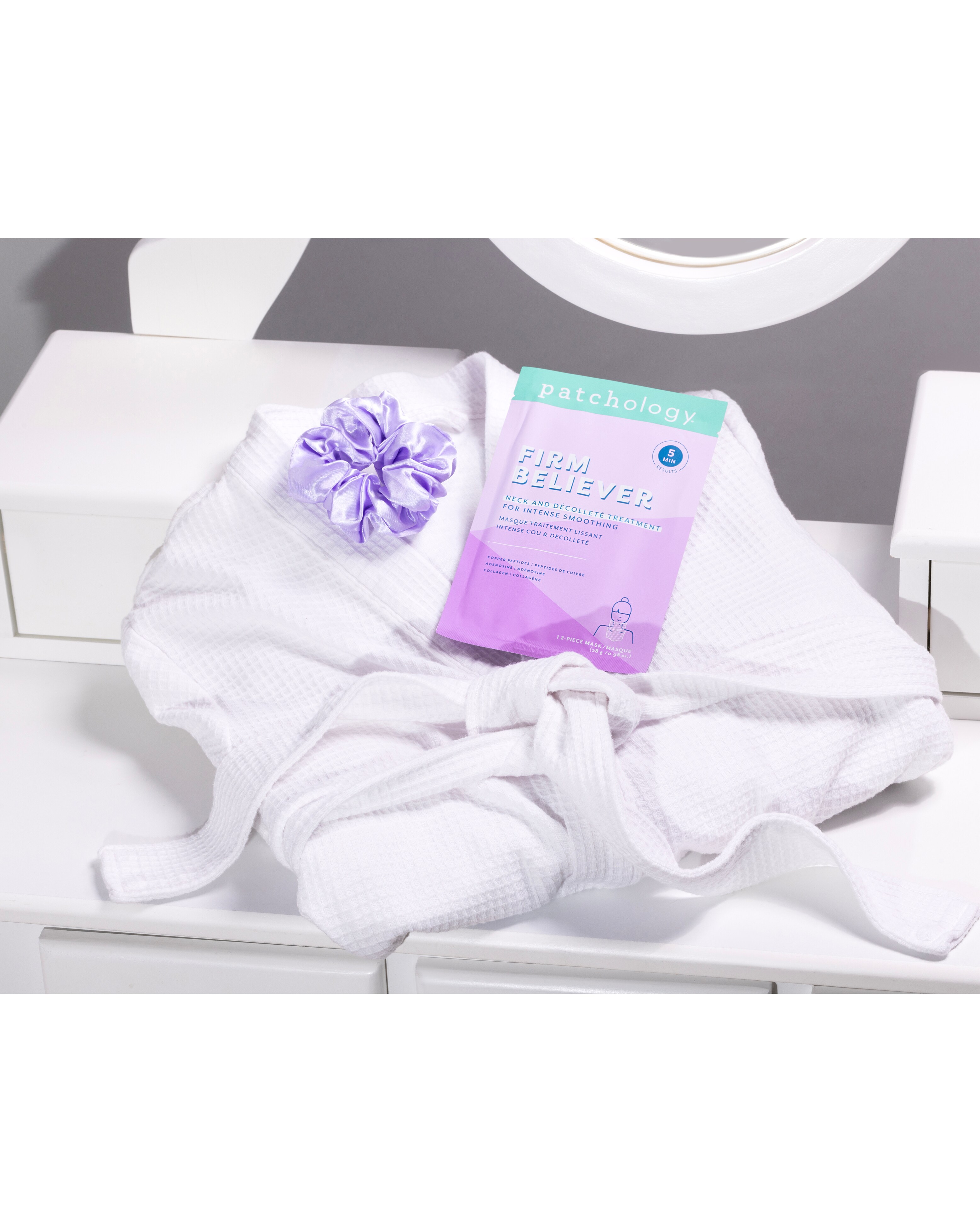 97507-patchology-firm-believer-neck-amp-dccollete-treatment-for-intense-smoothing-1.jpg