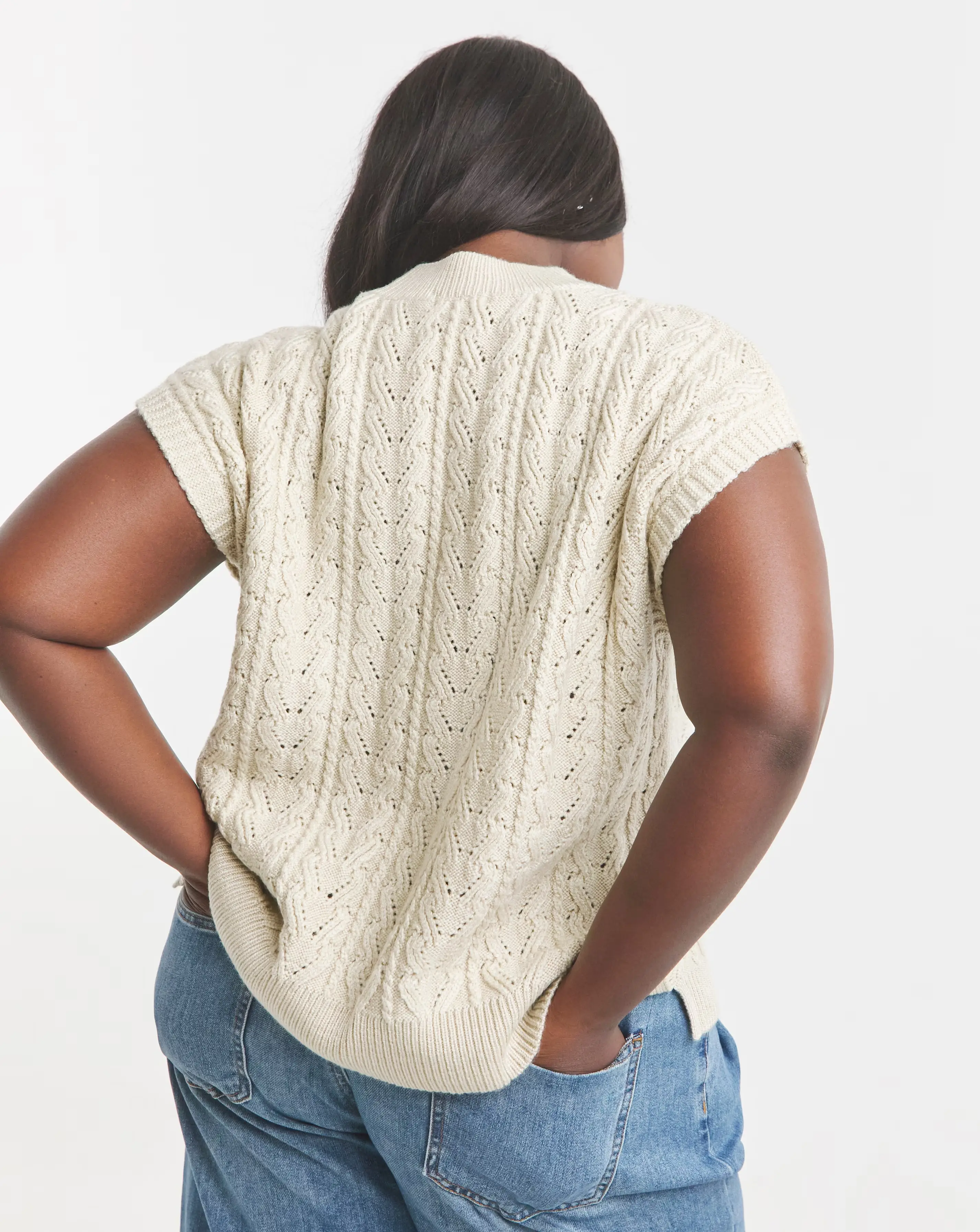 98205-cream-cable-knitted-vest-1.webp