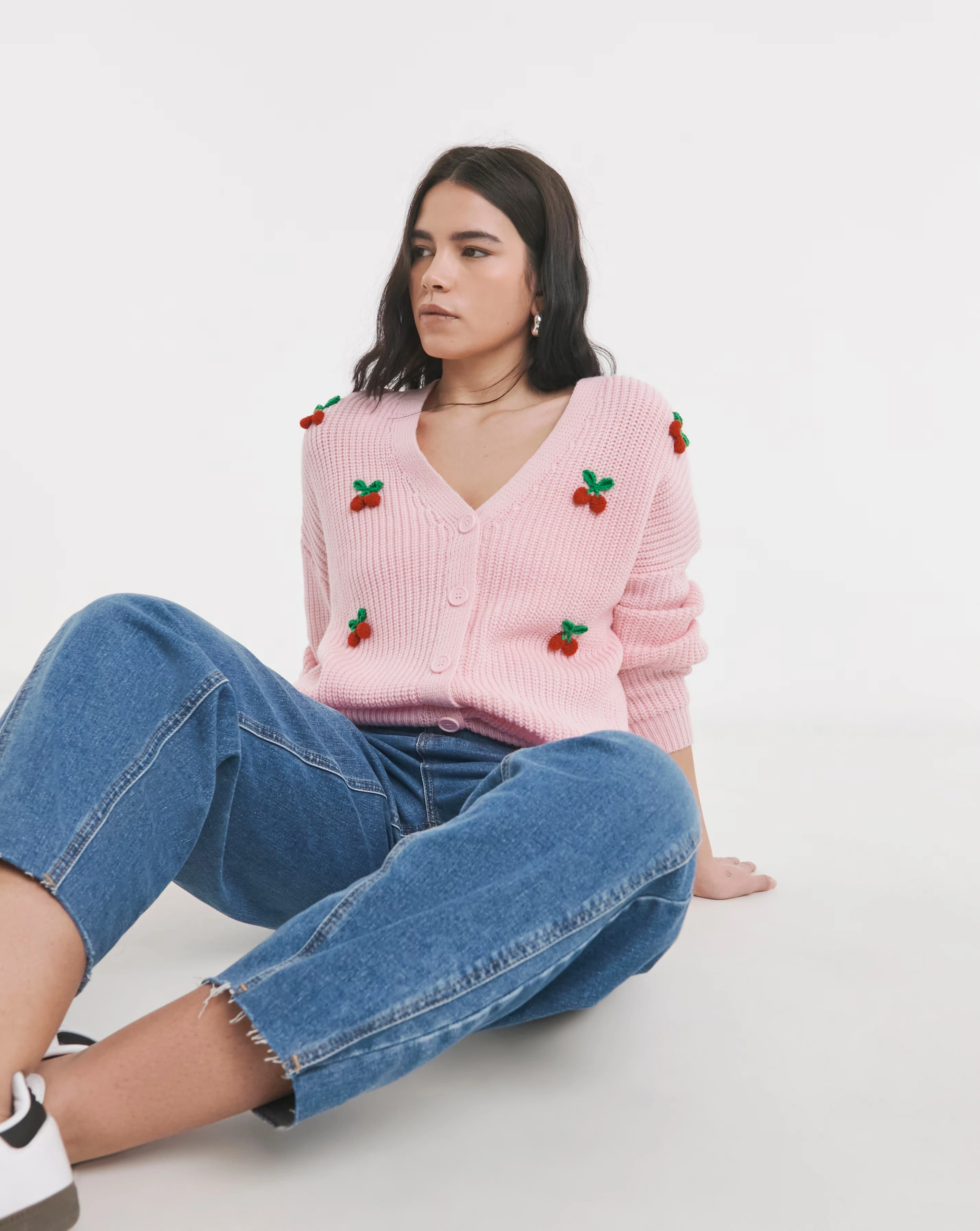 98282-pink-3d-embroidered-cherry-cardigan-1.webp
