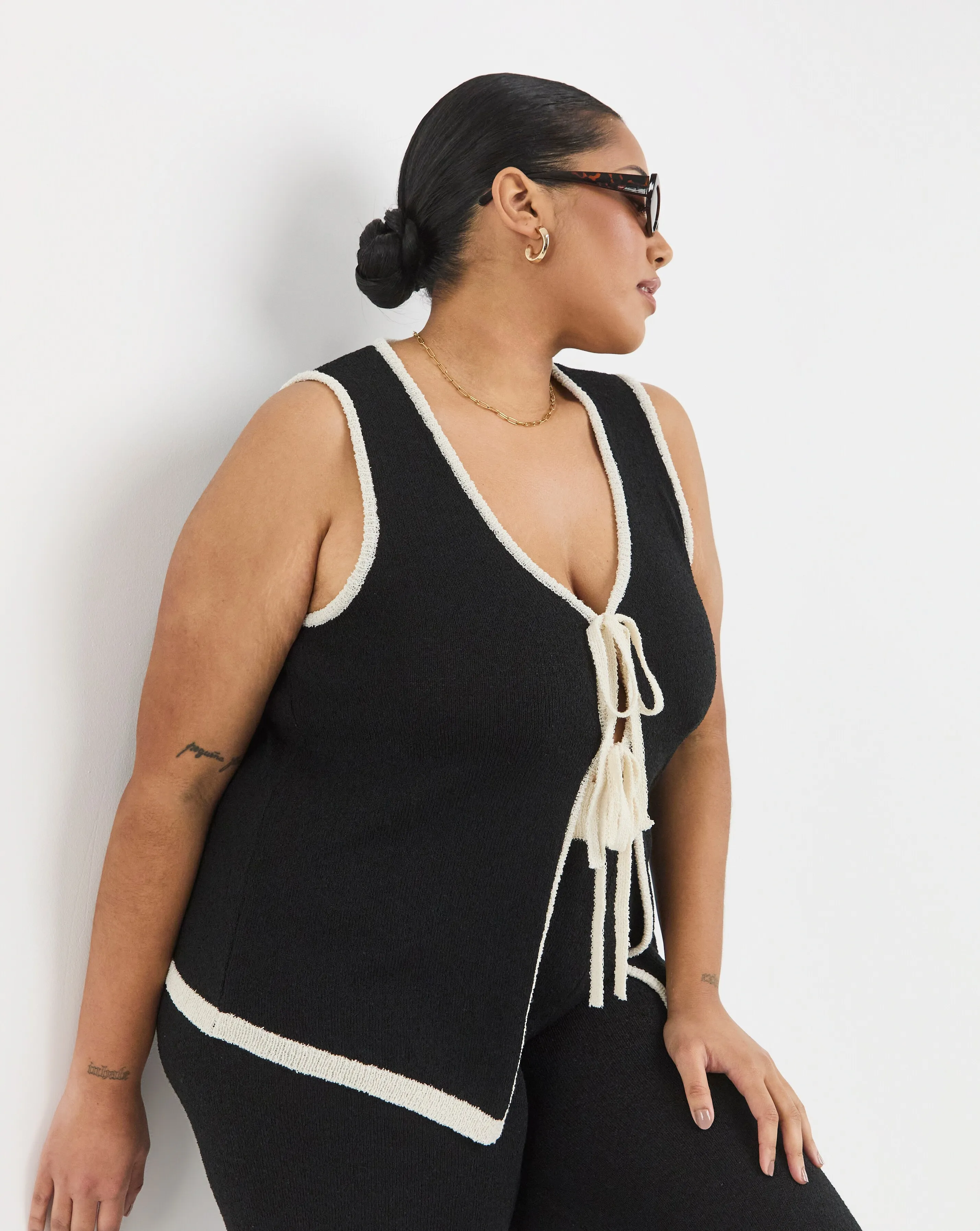 Black & White Contrast Tie Front Waistcoat